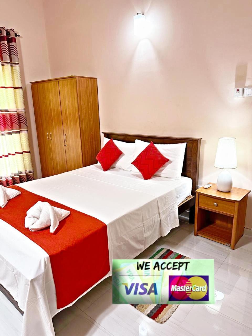 Lahiru Airport Villa Andiambalama Exterior photo